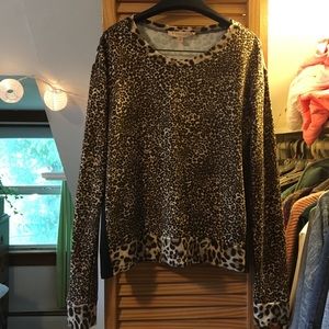 🐆Cheetah print long sleeve!🐆